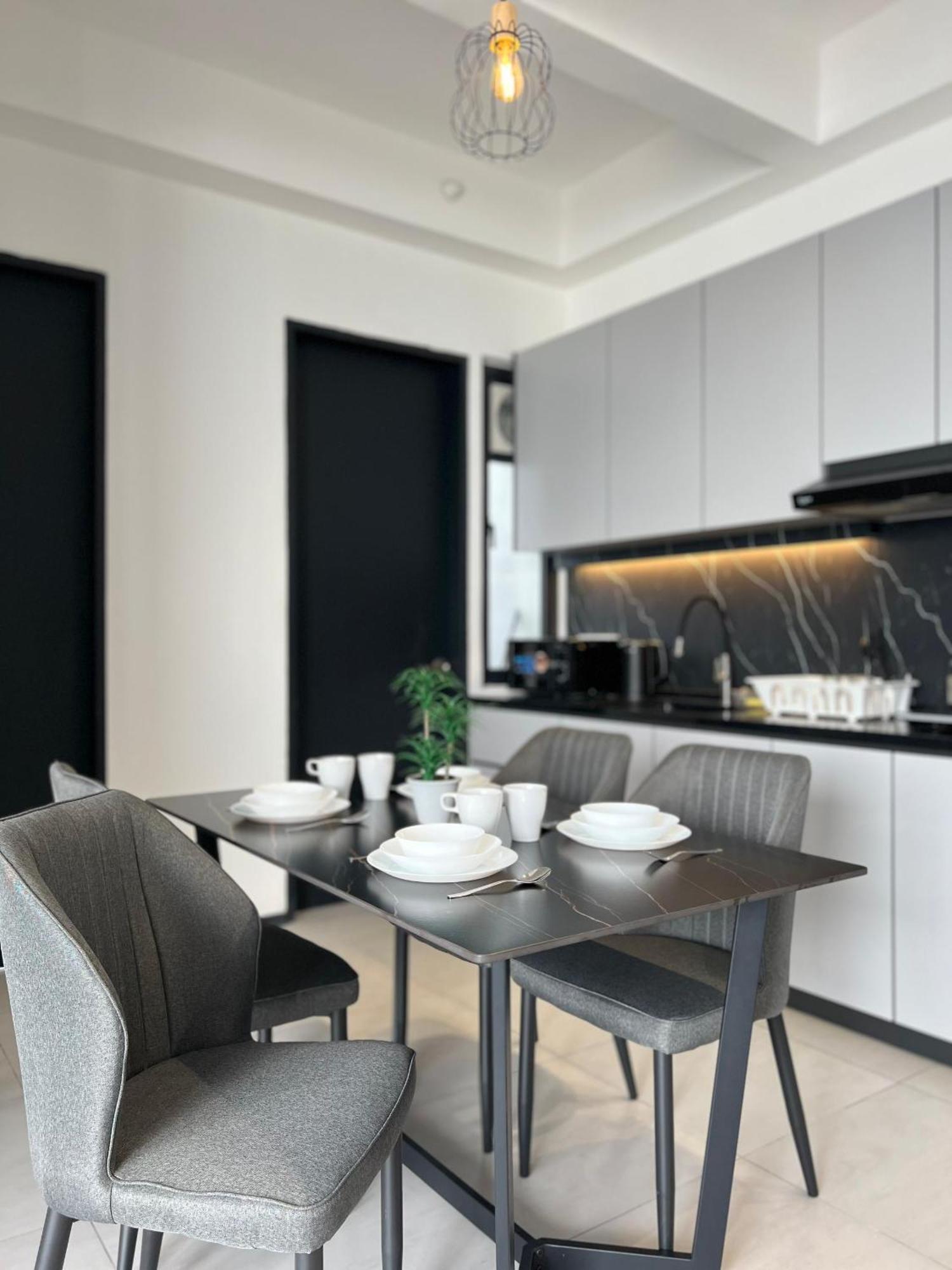 Urban Two Or Three Bedroom Georgetown By Anc * Jelutong