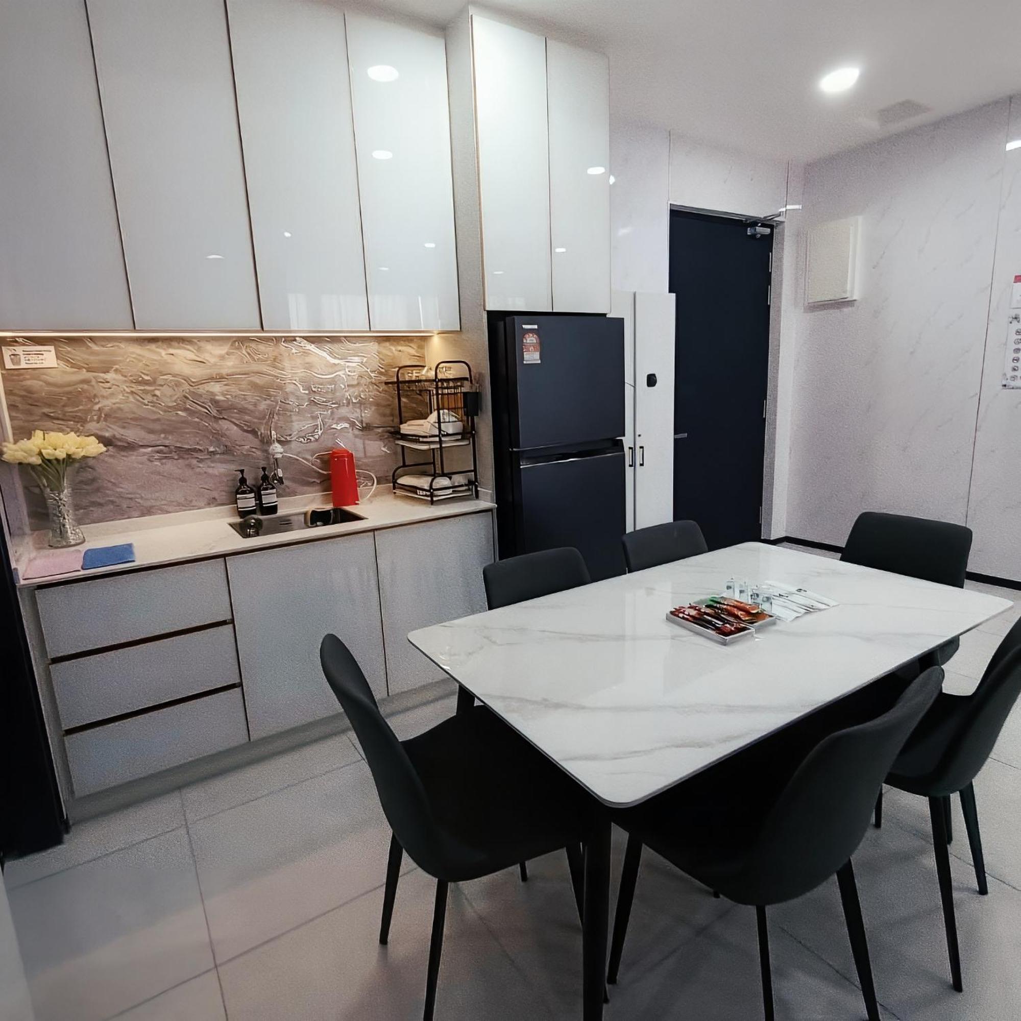 Urban Two Or Three Bedroom Georgetown By Anc Jelutong